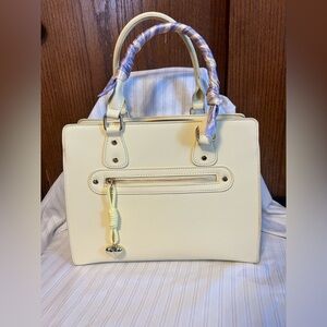 Elegant Yellow Handbag/crossbody